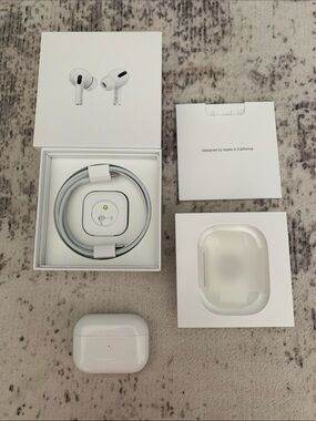Apple AirPods Pro with Charging Case and Accessories | EUC